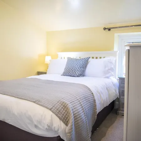 بيت للعطل Witton View *