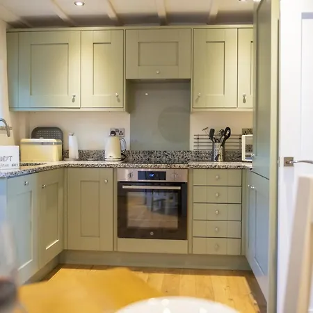 بيت للعطل Witton View *